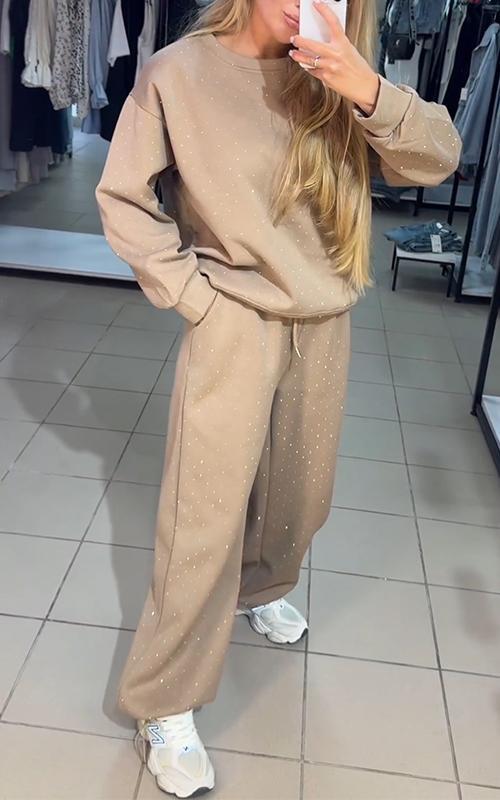 Maria - Tvådelat set för kvinnor med rund hals och diamantlucka