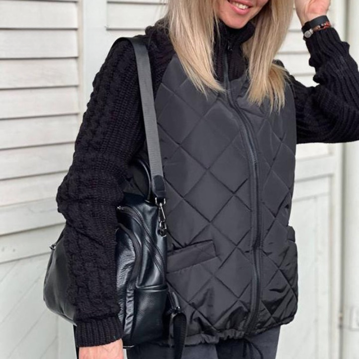 Stickad patchwork pufferjacka för kvinnor