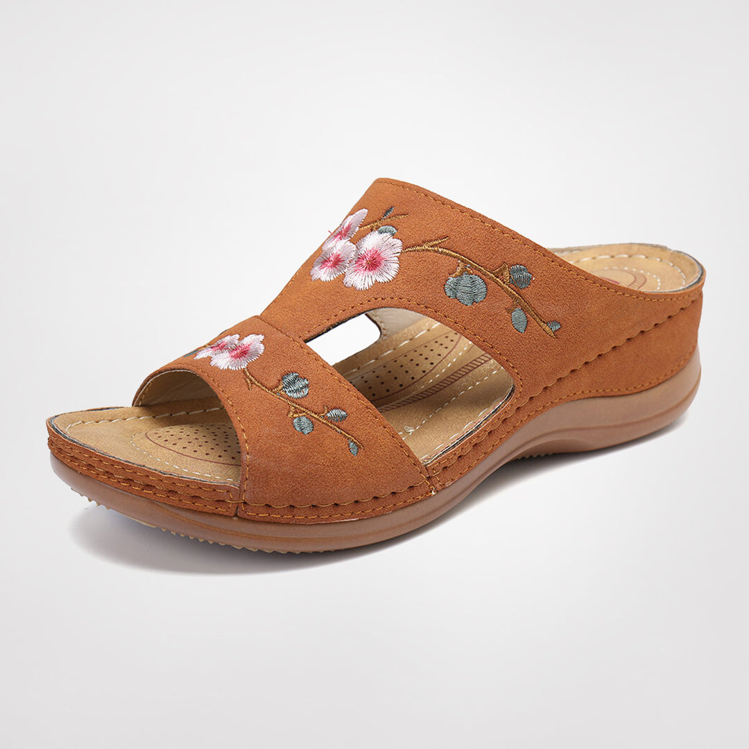 Bekväma blommiga sandaler
